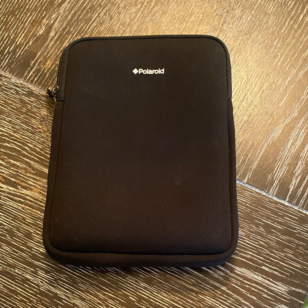 Polaroid Black Protective Sleeve